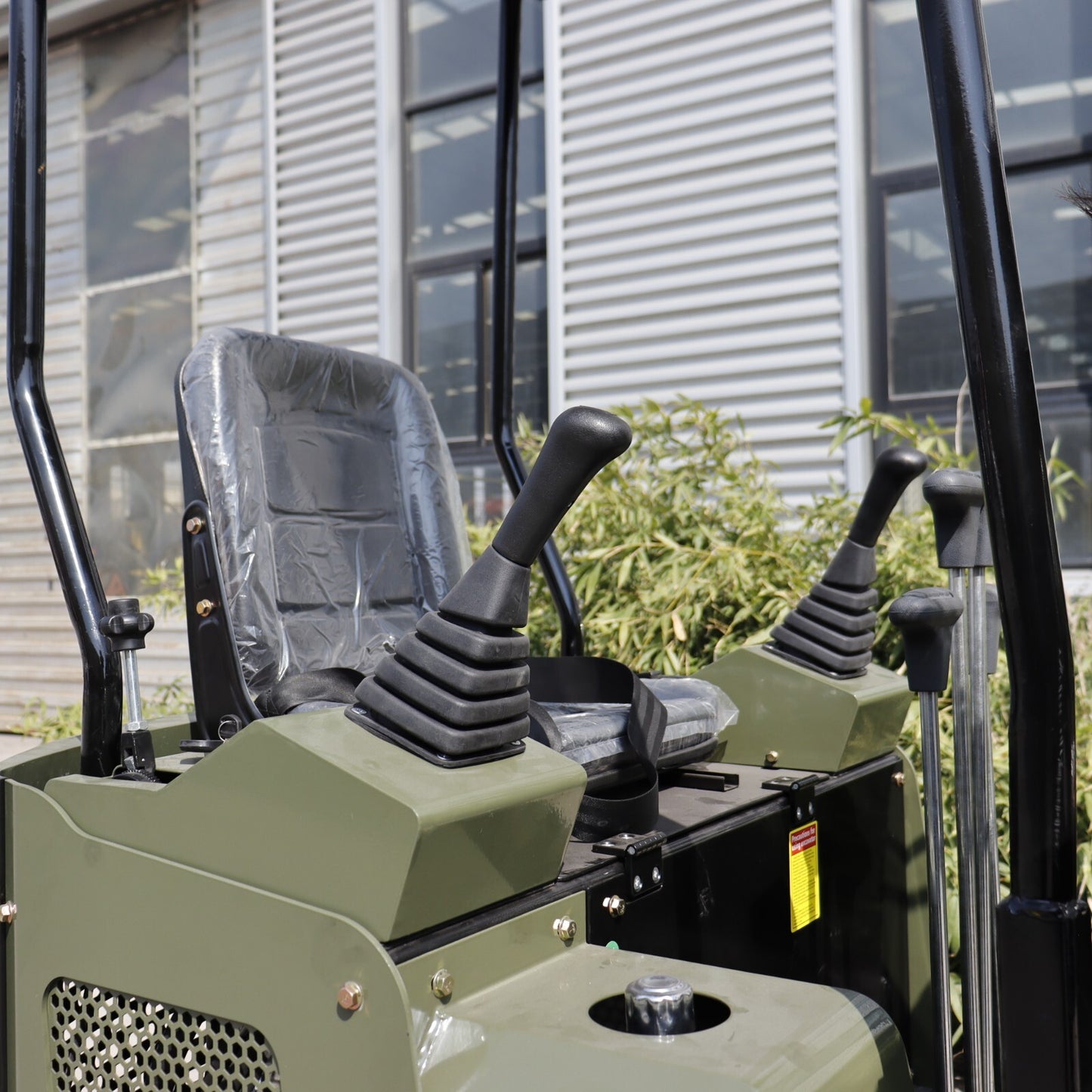 Mini Excavator 1 Ton Digger 13.5hp Gas Tracked Crawler B&S EPA Engine