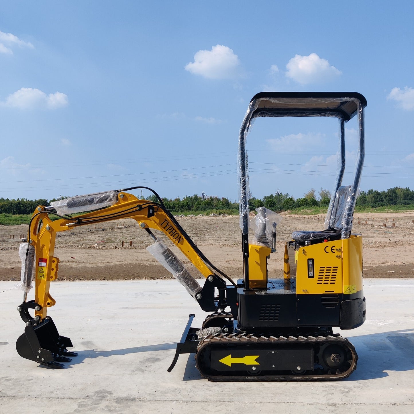 TYPHON Terror X STORM 1 Ton Gas Mini Excavator – EPA Certified