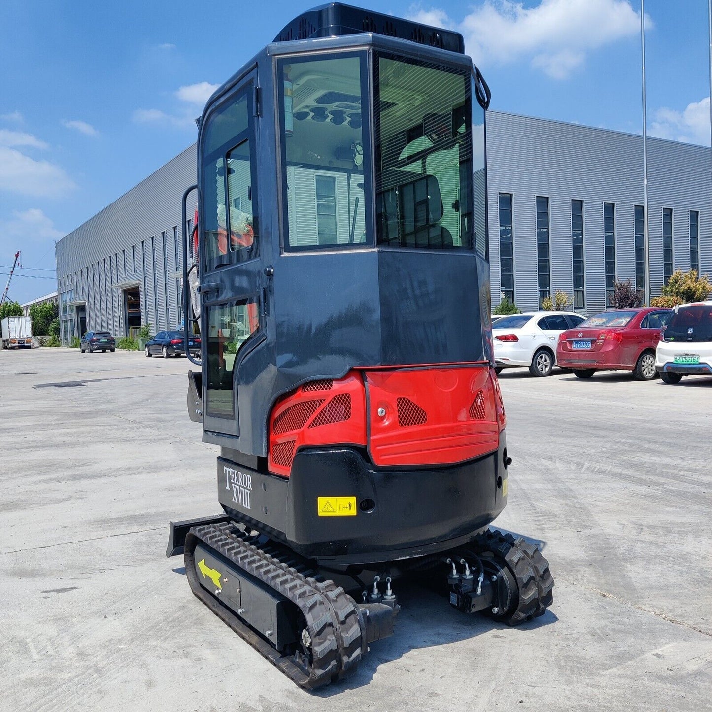 2 Ton New Mini Excavator Digger Tractor, EPA certified KUBOTA D902 Diesel Engine