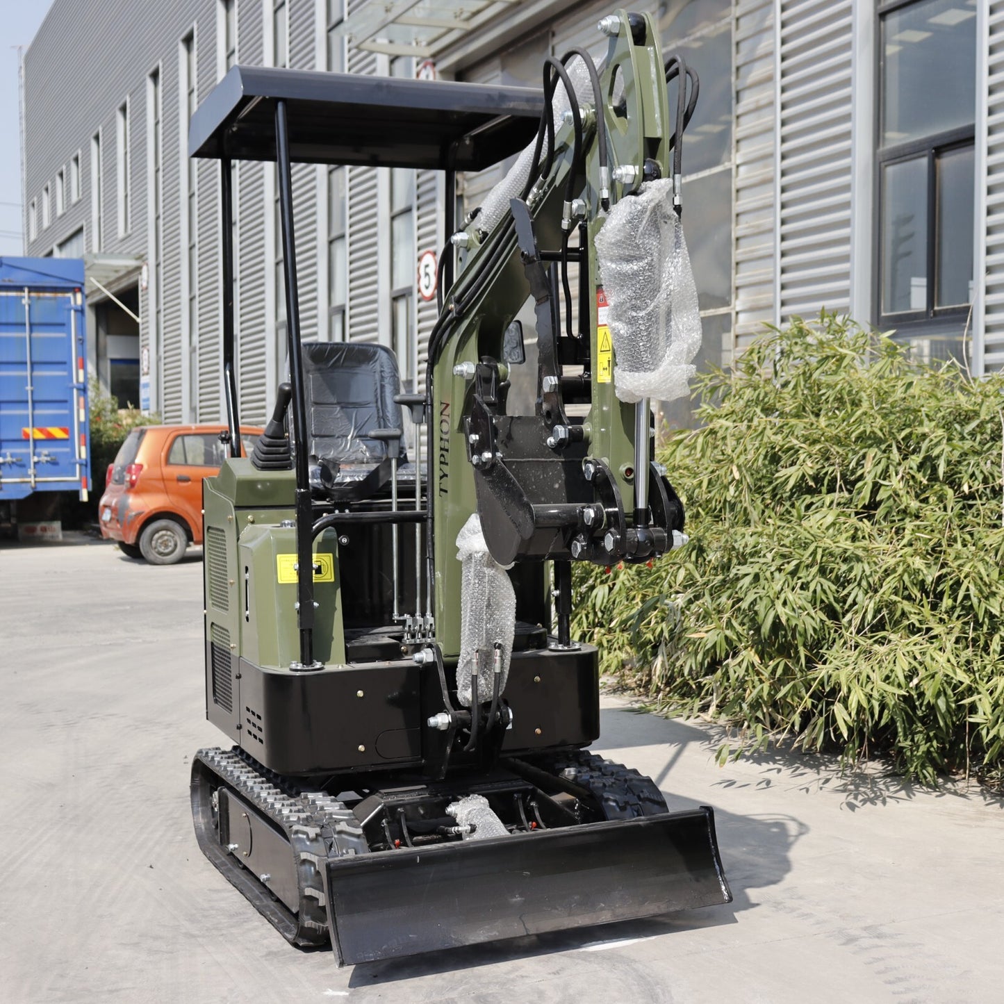 Mini Excavator 1 Ton Digger 13.5hp Gas Tracked Crawler B&S EPA Engine