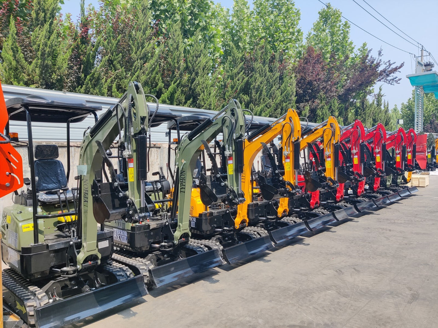 2 Ton New Mini Excavator Digger Tractor, EPA certified KUBOTA D902 Diesel Engine