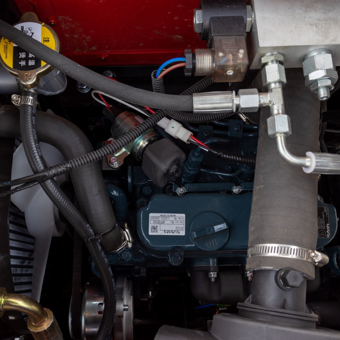 Mini Excavator – 4,000 lbs Kubota D902 Diesel Engine