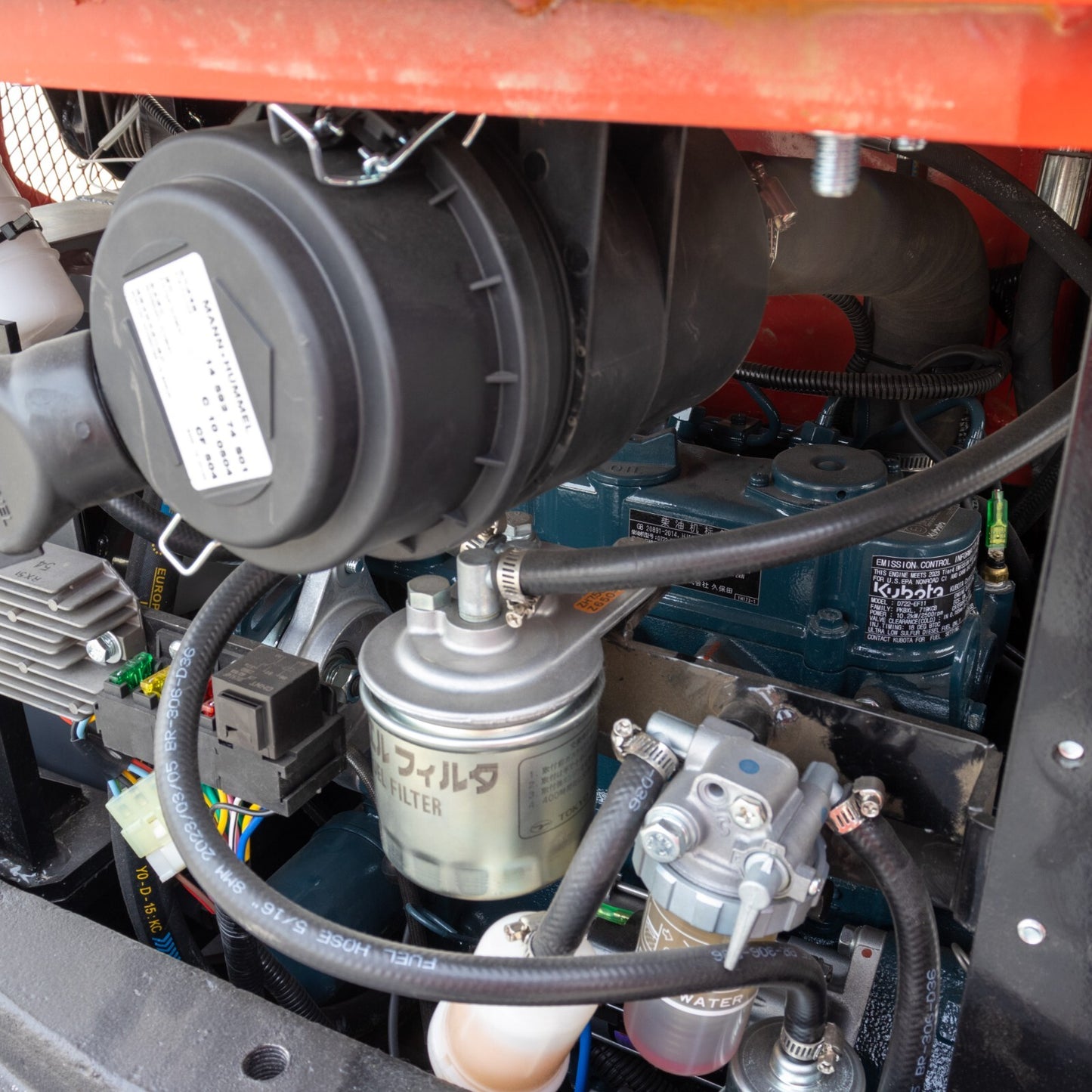 Mini Excavator – 4,000 lbs Kubota D902 Diesel Engine