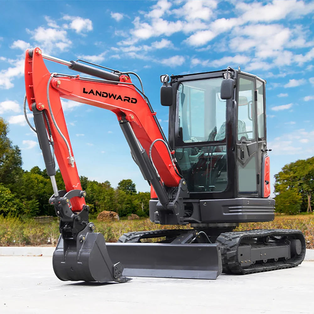 2.5 Ton Mini Excavator with Kubota Engine – 1800KG Hydraulic Digger