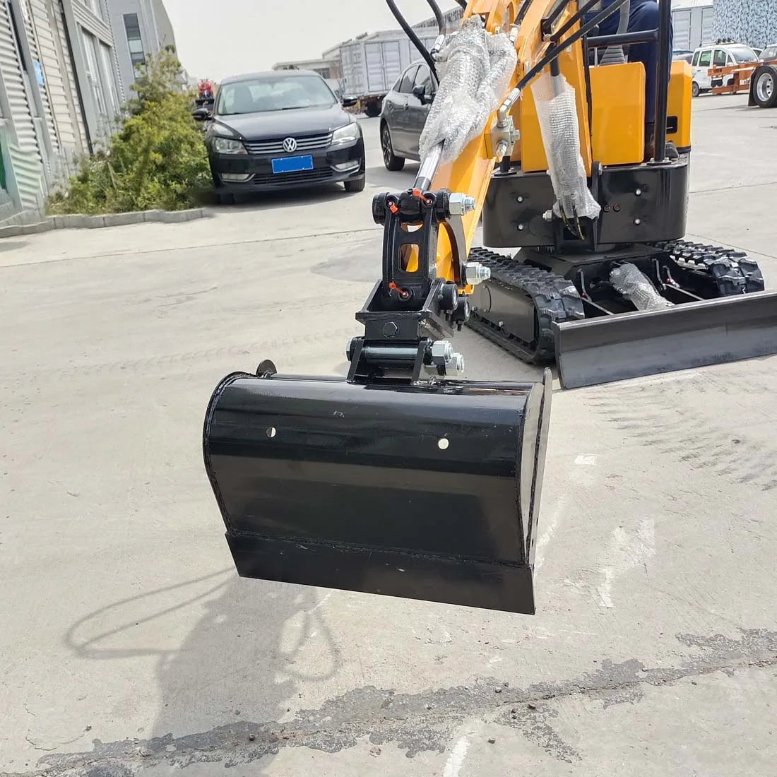 500mm Flat Bucket Attachment (No Tooth) for 1 Ton Mini Excavator โ USA Stock | 25mm Pin, 88mm Center, 90mm Span
