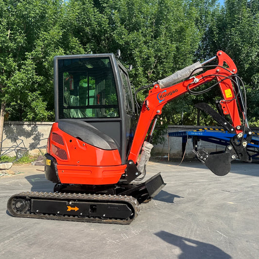 2–2.5 Ton Mini Excavator – Kubota Engine Diesel Digger, CE/EPA Certified, 30HP