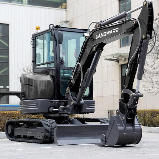 2.5 Ton Mini Excavator with Kubota Engine – 1800KG Hydraulic Digger