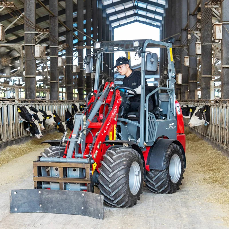 Macward 4×4 Diesel Loader with Kubota Engine – 30HP Compact Farm & Ranch Transporter (850–1250kg Capacity)